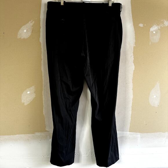 Nike Golf Fit Dry PantsTech Straight Leg Relaxed Ankle Athletic Black 35x30 - Picture 6 of 6